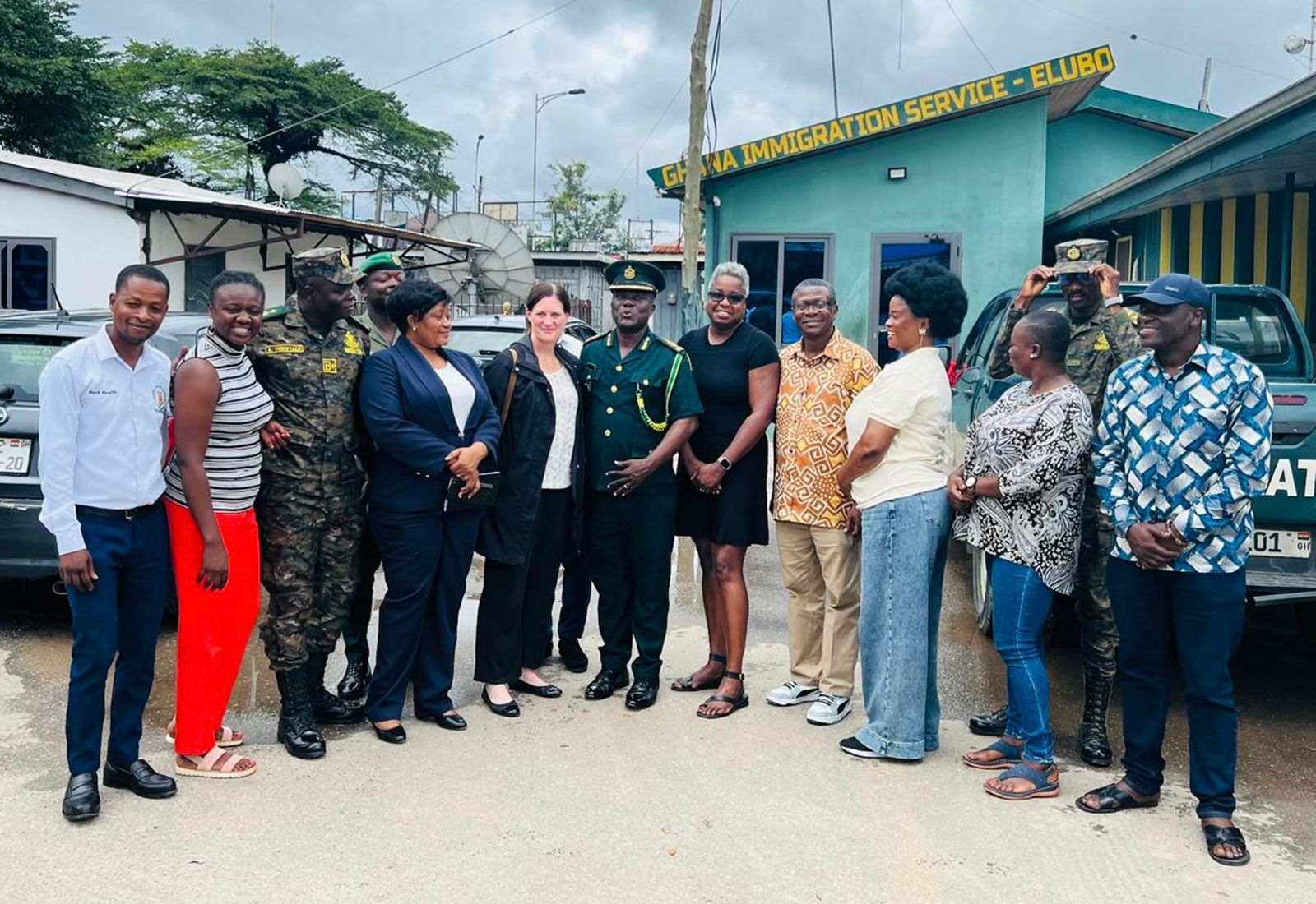 Laurier research team at Ghana border