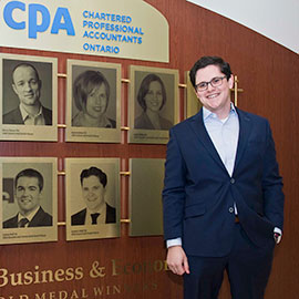 Laurier alumnus Lorcan Duffy wins the Lazaridis School its 10th UFE Gold Medal for accounting excellence