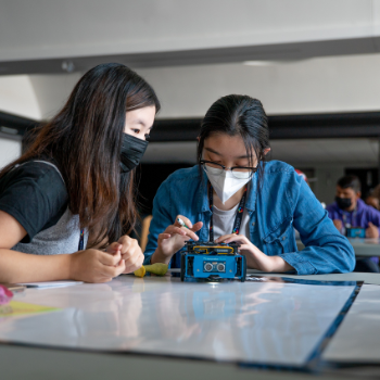 Laurier wraps month long STEAM program for high school students across Canada.