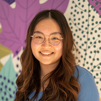 headshot of BTM student Pery Au